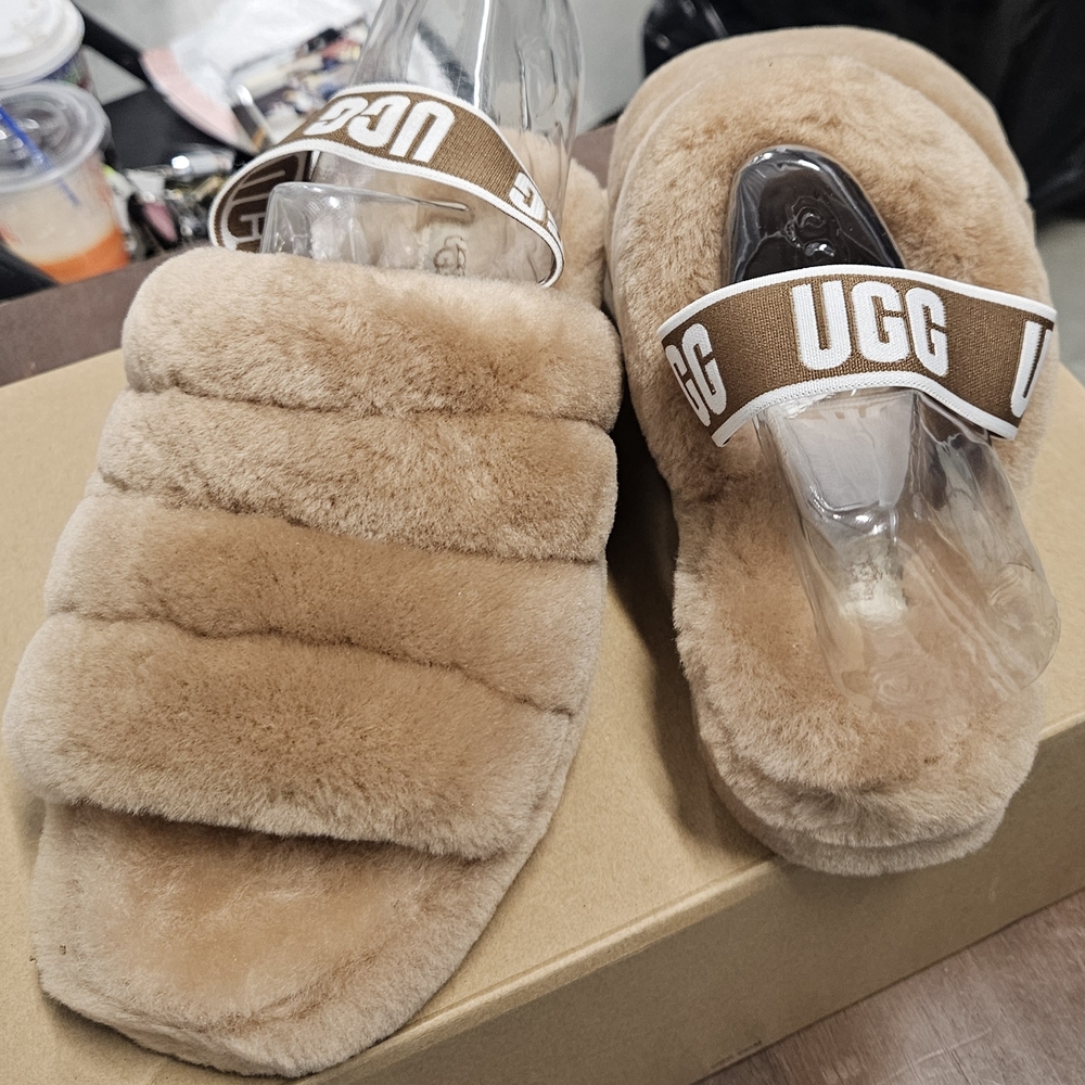 UGG Women's Tan Fluffy Slippers